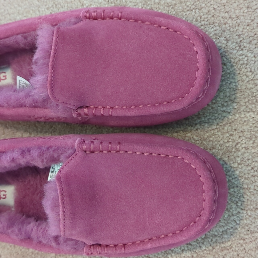 NEW UGG Australia Womens Ansley Suede Mocassin Slipper Fuchsia Pink - Picture 6 of 7